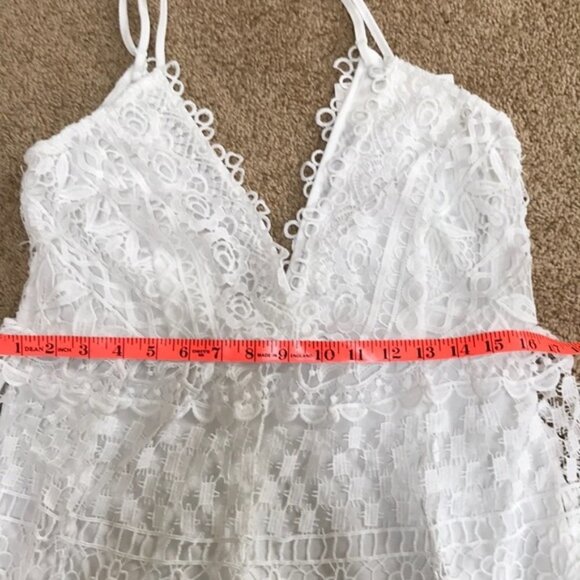New! TOBI white size M lace cut out dress - Picture 8 of 8